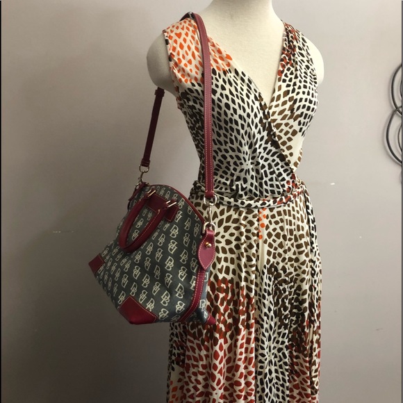 Vintage Dooney & Bourke Signature Leather Trim Bag - Picture 4 of 8